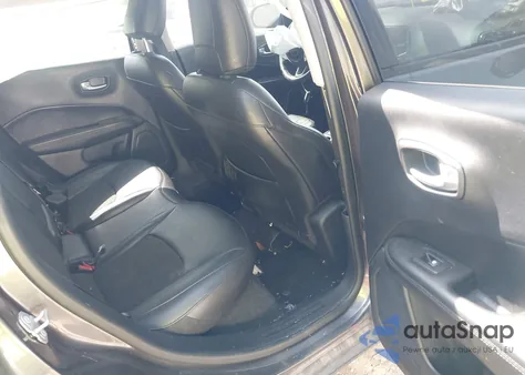 2019 Jeep Compass Altitude Fwd из США, поврежденный, VIN 3C4NJCBBXKT614708